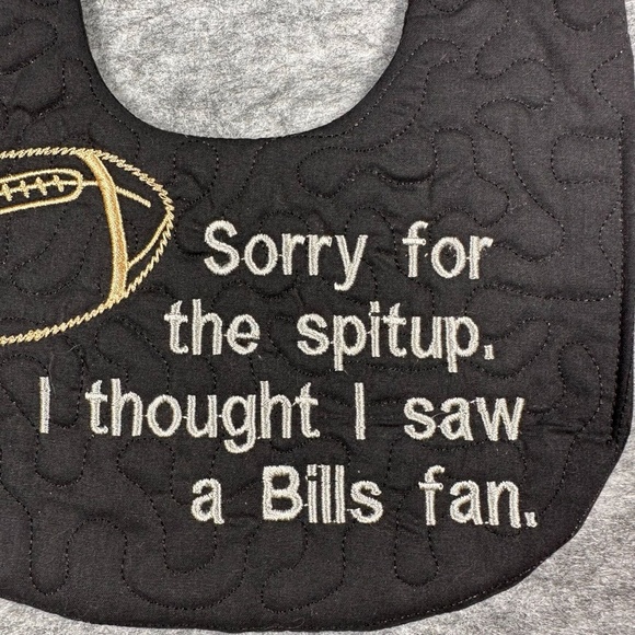 NWT Handmade Las Vegas Raider Fans Baby Bib  Black Football Fan Quilted NFL - Picture 1 of 6